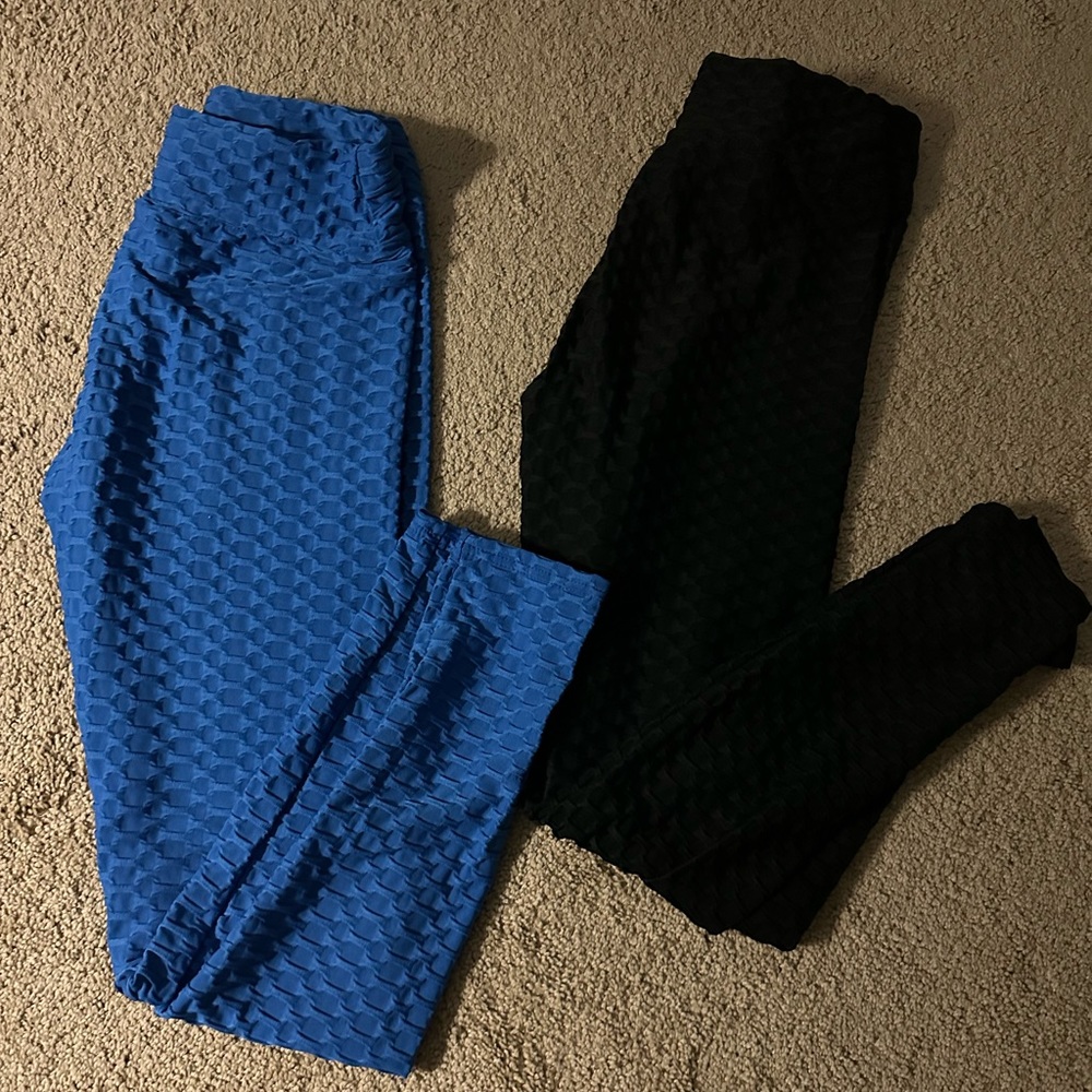 Set of 2 leggings 🖤💙
